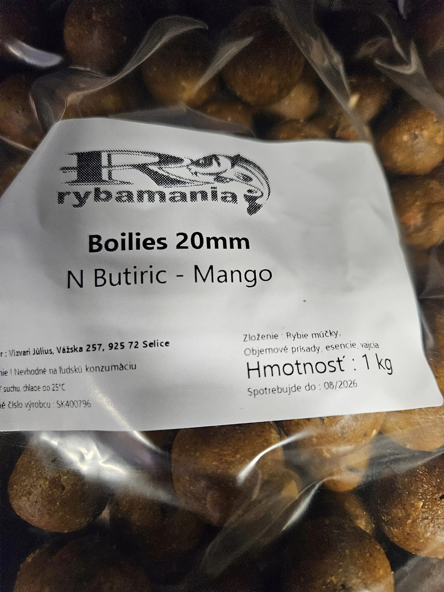 AQUABOILIES RYBAMANIA 1KG N BUTIRIC-MANGO